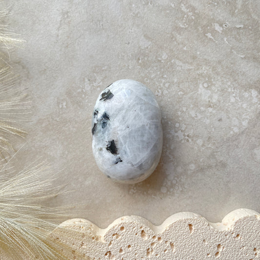 Moonstone Palm Stone