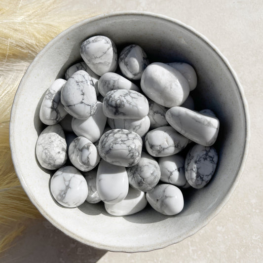 Howlite Tumbles