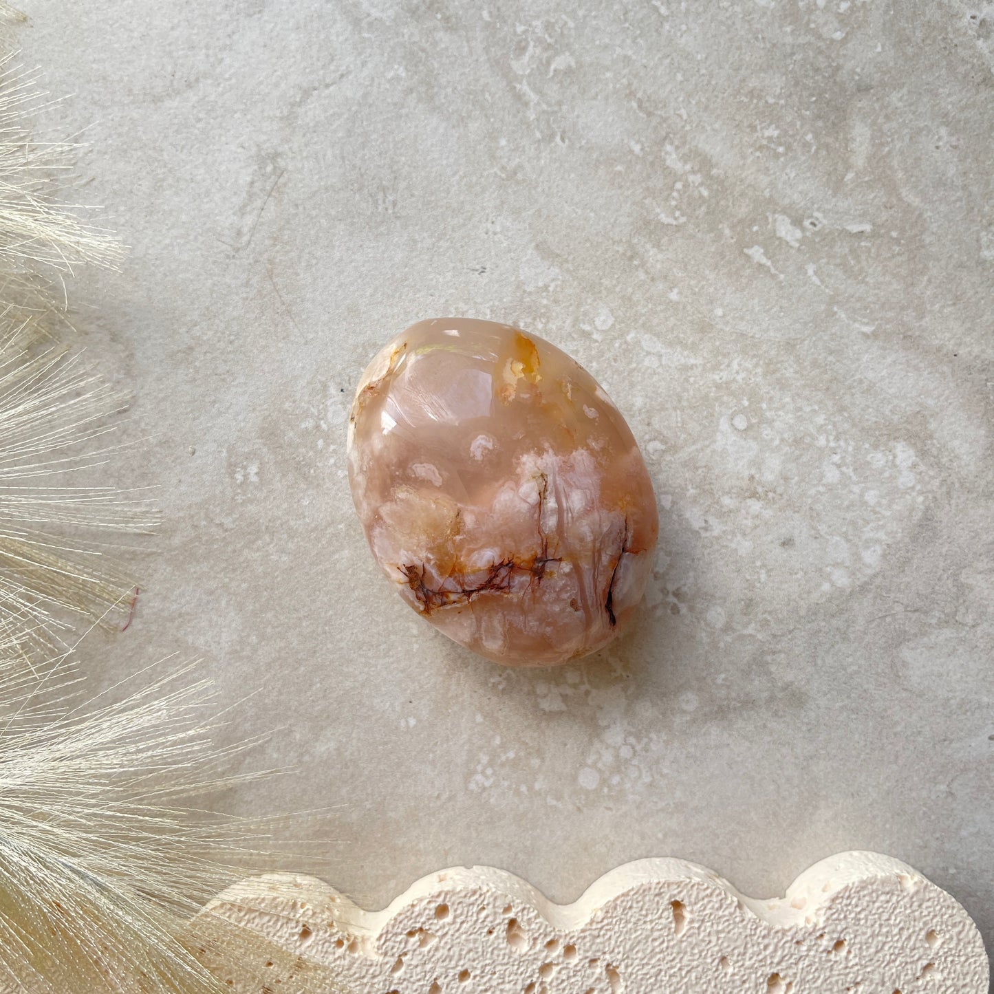 Flower Agate Palm Stone