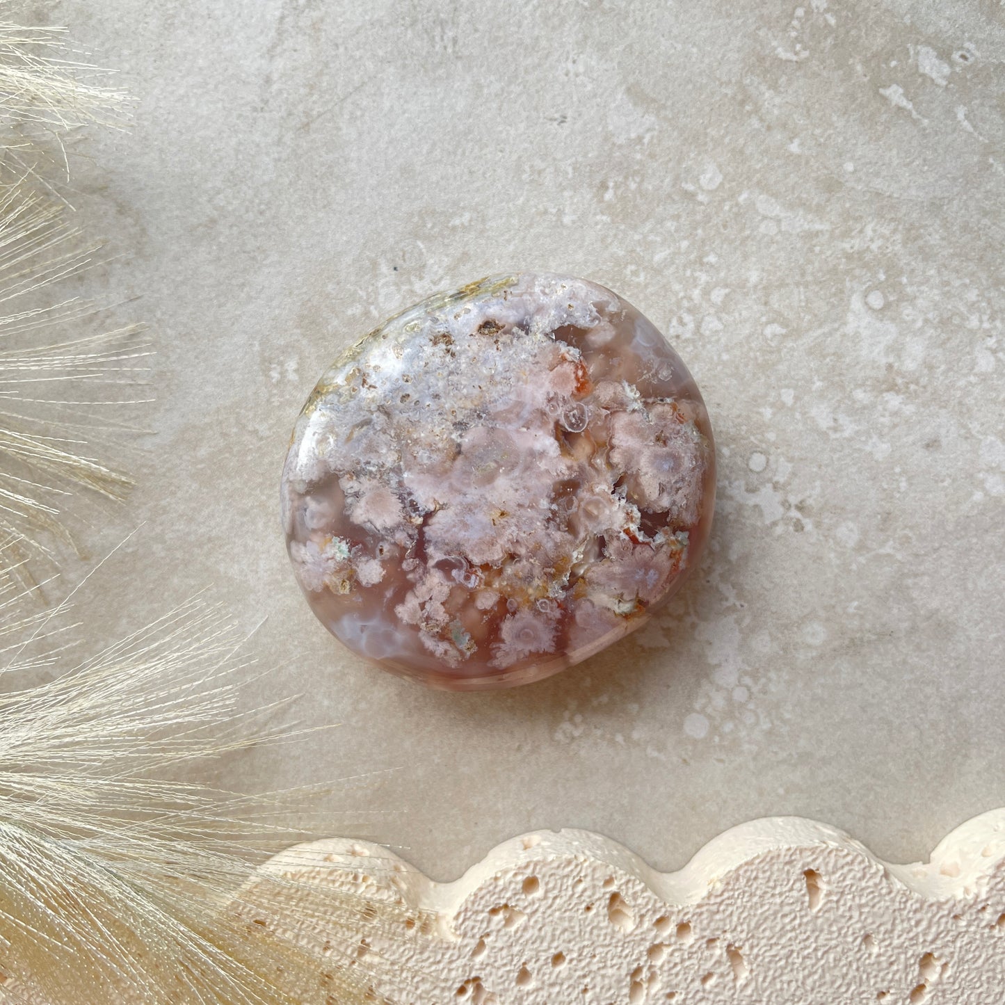 Flower Agate Palm Stone