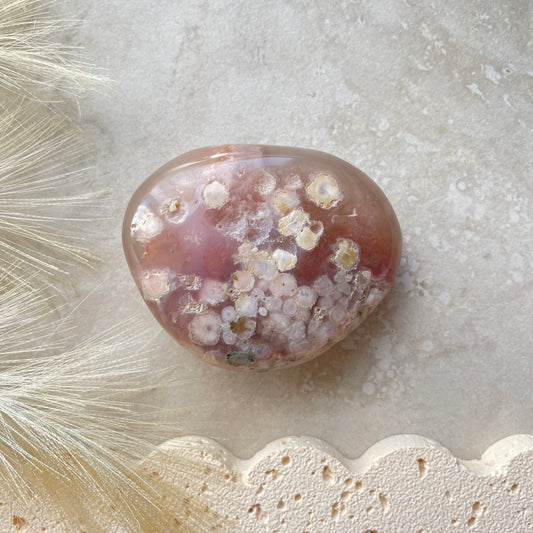 Flower Agate Palm Stone