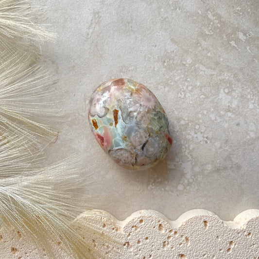 Flower Agate Palm Stone