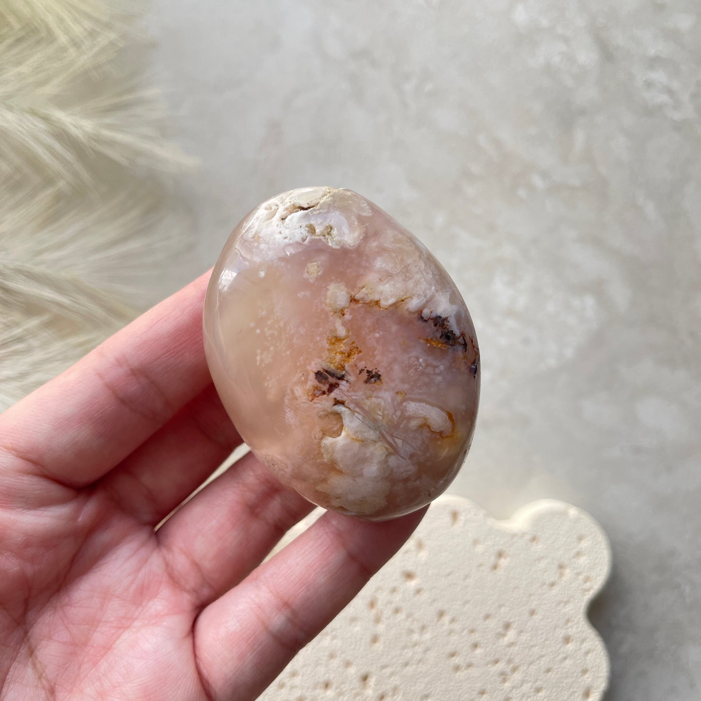 Flower Agate Palm Stone