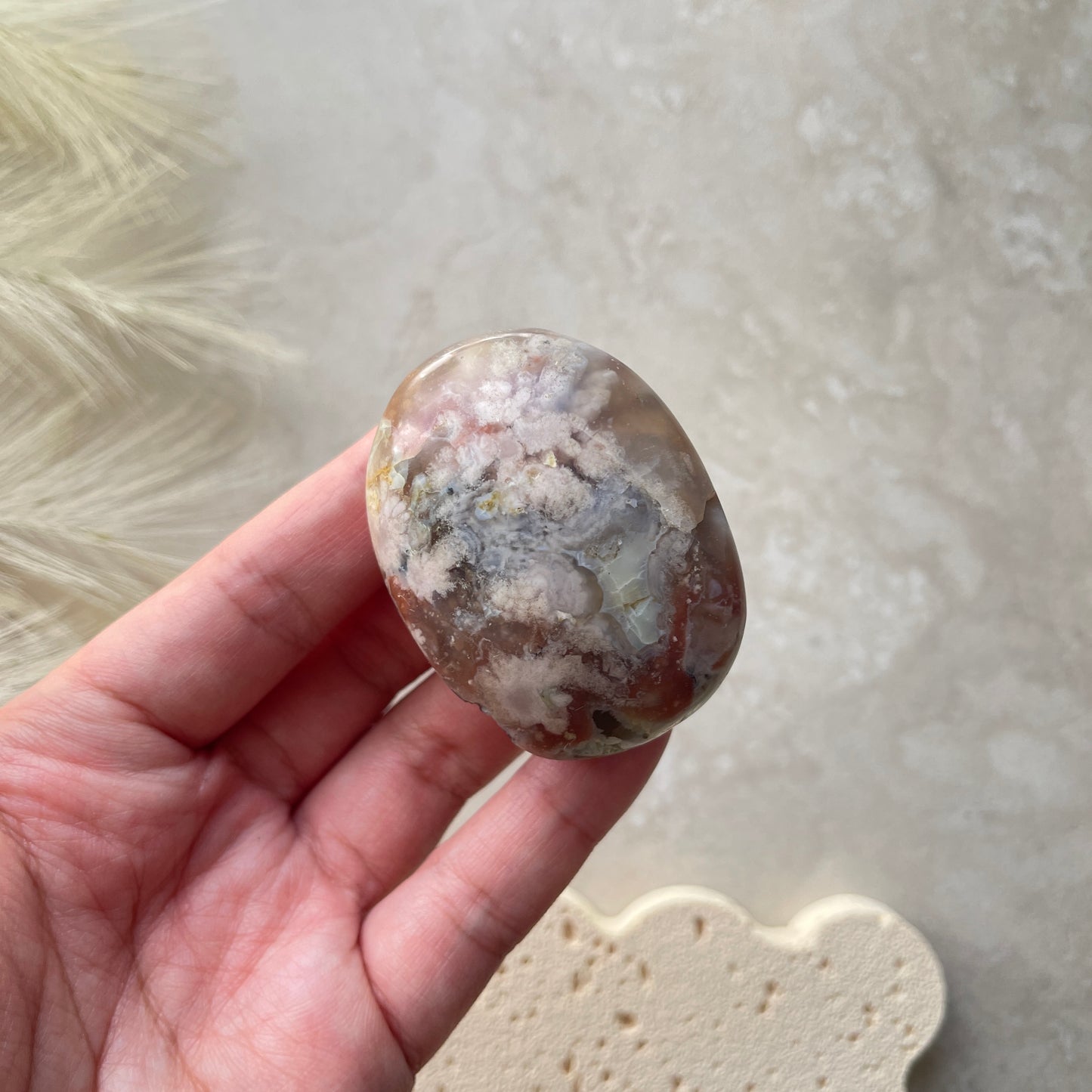 Flower Agate Palm Stone