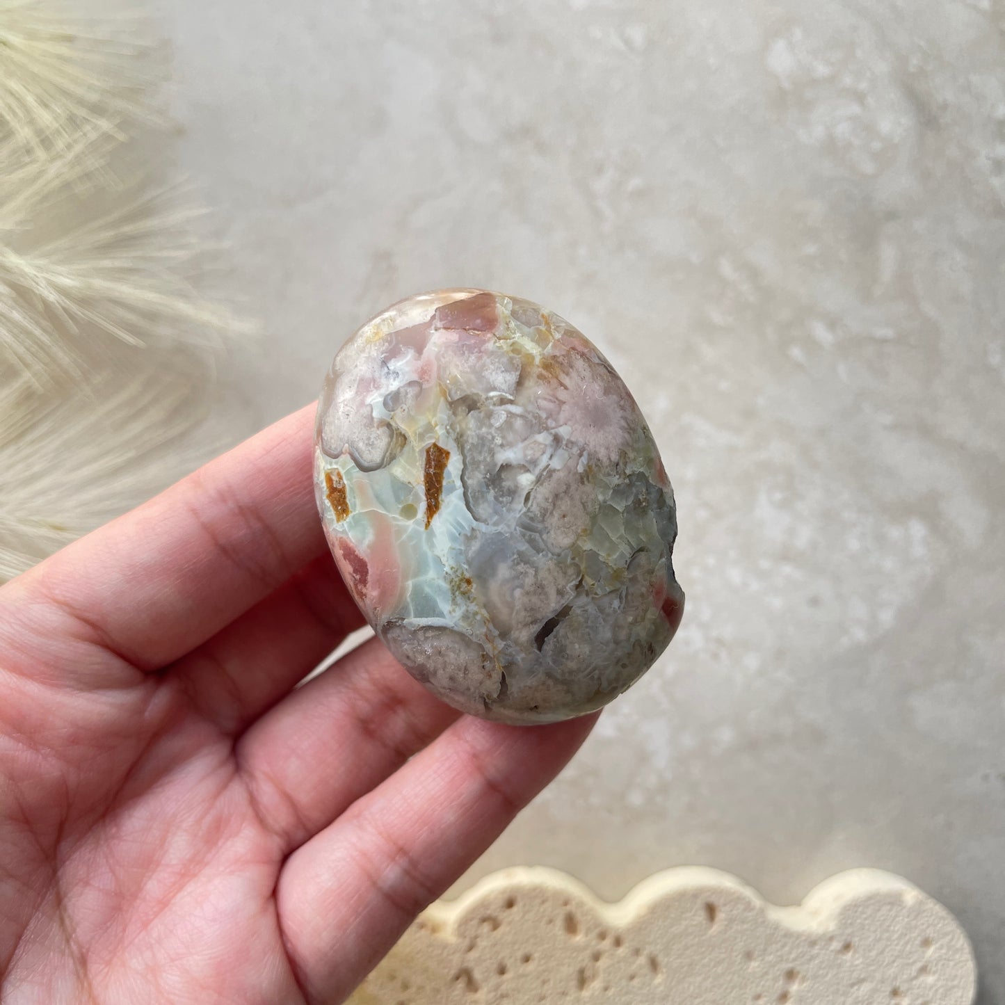 Flower Agate Palm Stone