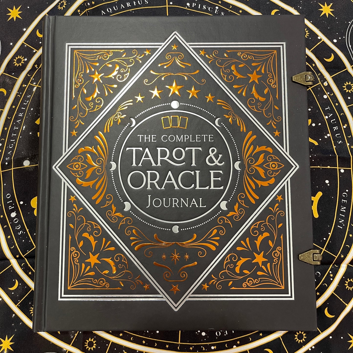 The Complete Tarot & Oracle Journal