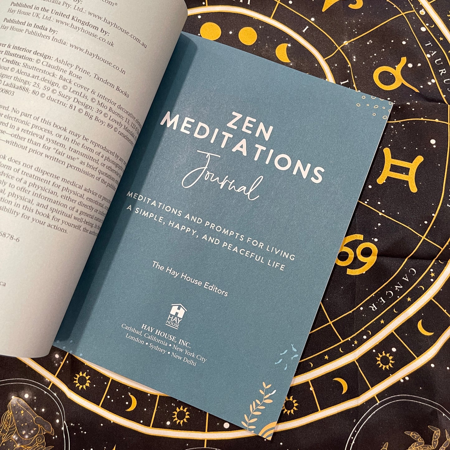 Zen Meditations Journal: Meditations & Prompts for Living a Simple, Happy & Peaceful Life